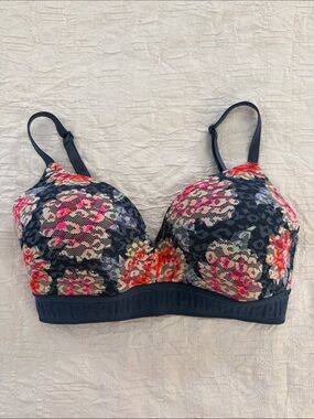 Victoria’s Secret PINK Wear Everywhere Floral Lace Overlay Push-Up Bra 34D